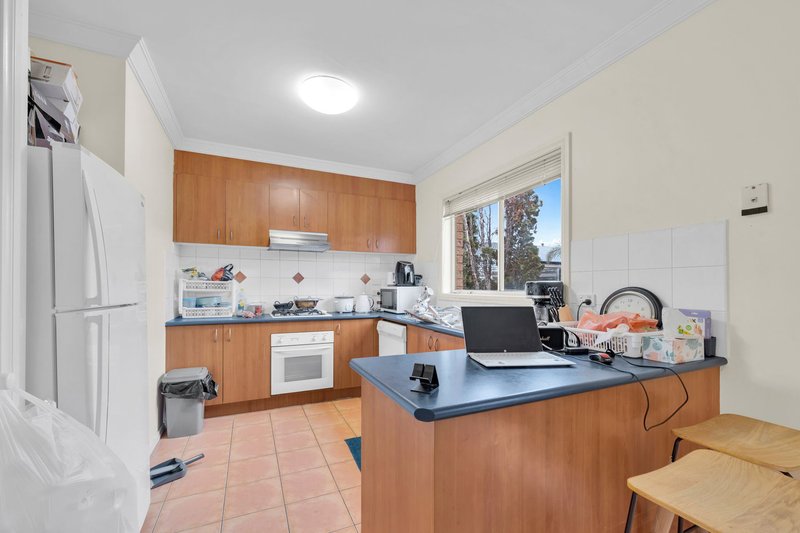 Photo - 22 Harkaway Avenue, Hoppers Crossing VIC 3029 - Image 3