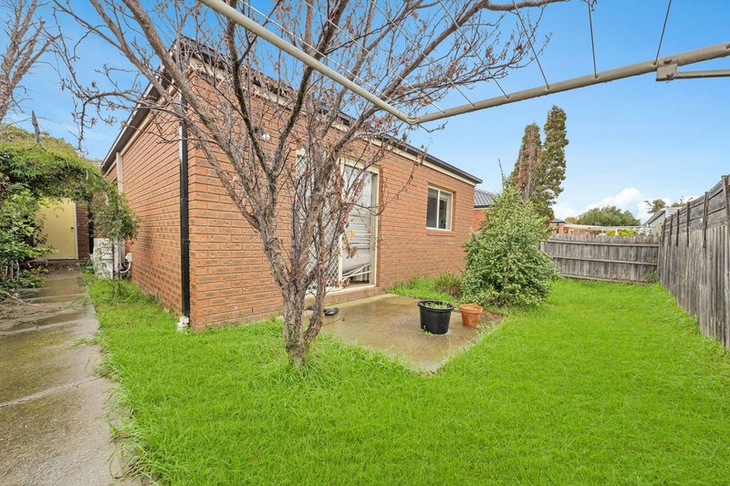 Photo - 22 Harkaway Avenue, Hoppers Crossing VIC 3029 - Image 7