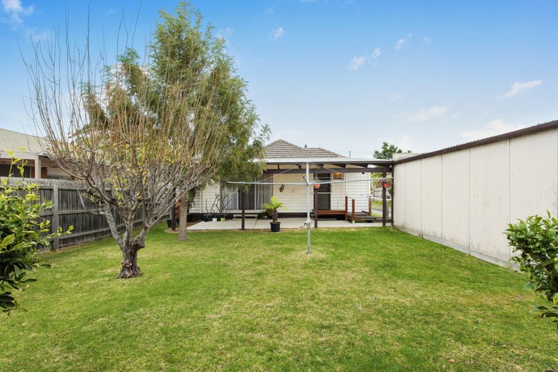 Photo - 22 Harlington Street, Clayton VIC 3168 - Image 2