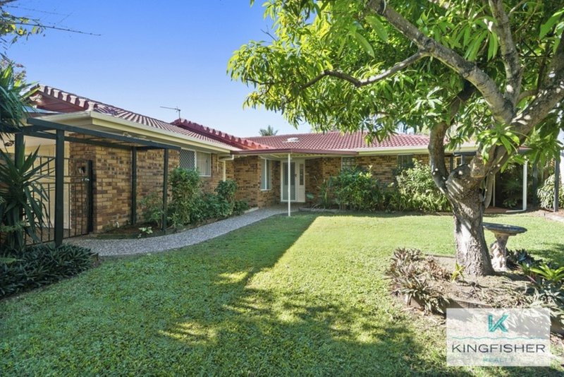 Photo - 22 Harrier Drive, Burleigh Waters QLD 4220 - Image 10