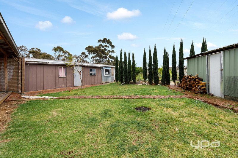 Photo - 22 Harris Street, St Albans VIC 3021 - Image 8