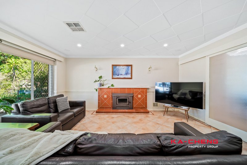 Photo - 22 Hascombe Way, Morley WA 6062 - Image 5