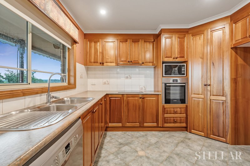 Photo - 22 Hatfield Drive, Drouin VIC 3818 - Image 5