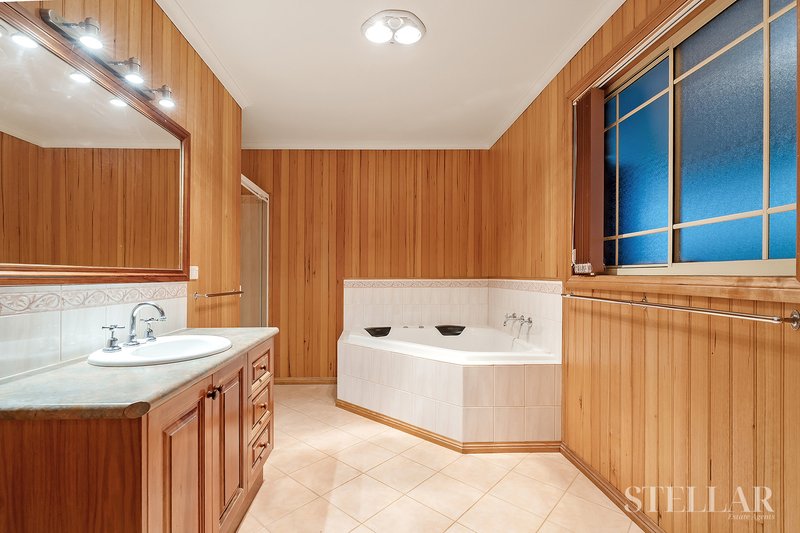 Photo - 22 Hatfield Drive, Drouin VIC 3818 - Image 8