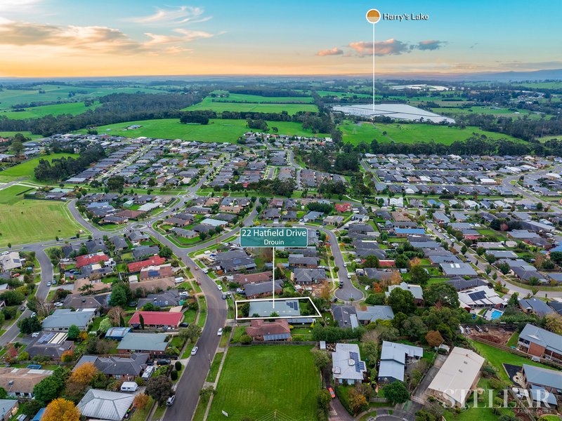 Photo - 22 Hatfield Drive, Drouin VIC 3818 - Image 24