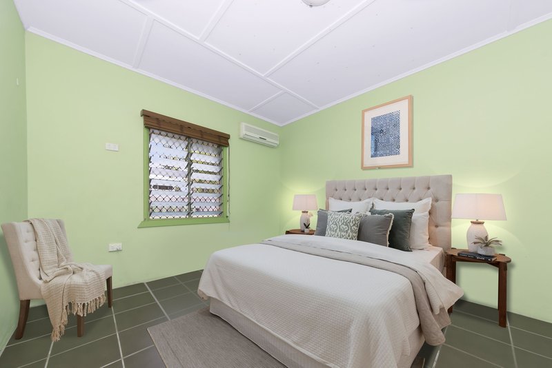 Photo - 2/2 Haymarket Street, Hyde Park QLD 4812 - Image 4