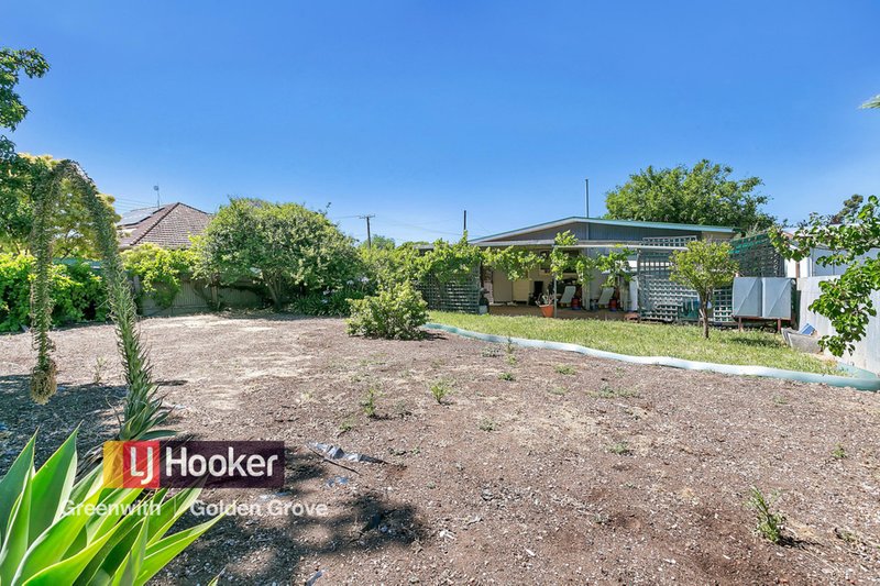 Photo - 22 Heather Avenue, Windsor Gardens SA 5087 - Image 4