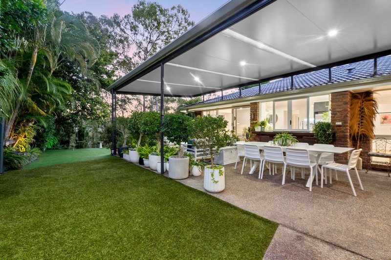Photo - 22 Helisma Court, Mount Warren Park QLD 4207 - Image 2
