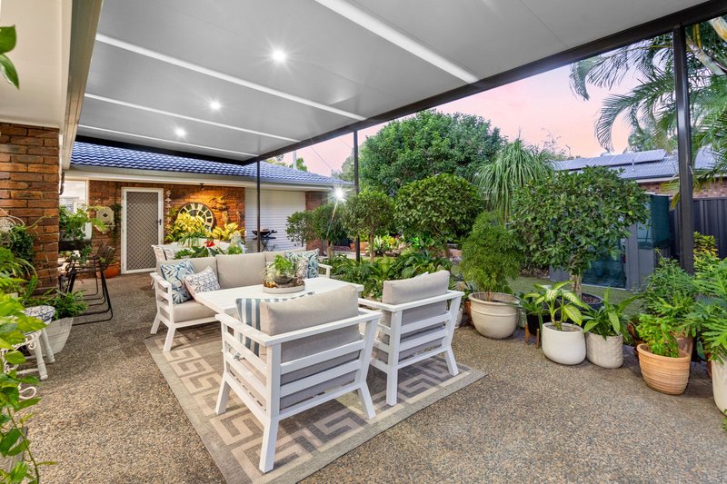 Photo - 22 Helisma Court, Mount Warren Park QLD 4207 - Image 15