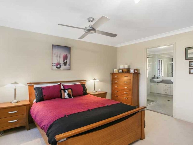 Photo - 22 Hewson Ct , Mudgeeraba QLD 4213 - Image 15