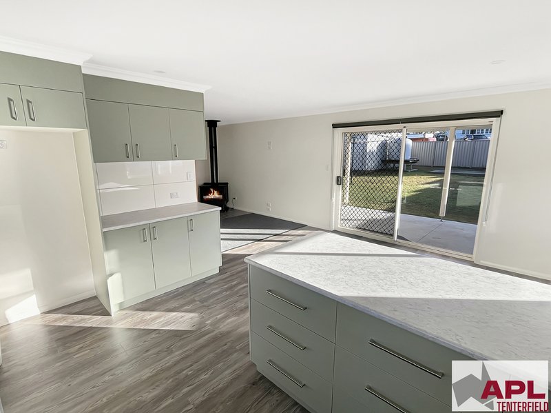 Photo - 22 High Street, Tenterfield NSW 2372 - Image 7