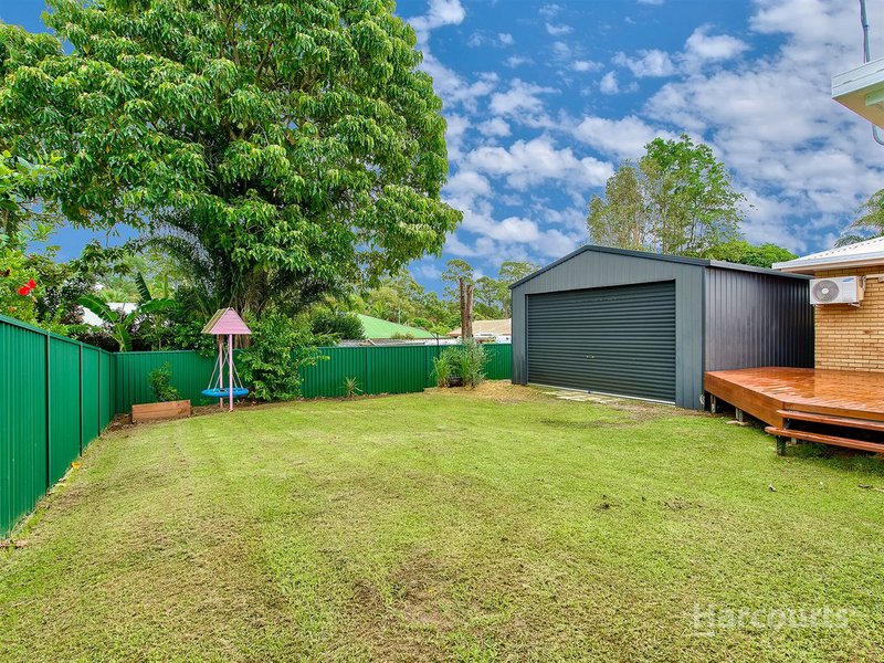 Photo - 22 Hillmont Crescent, Morayfield QLD 4506 - Image 13