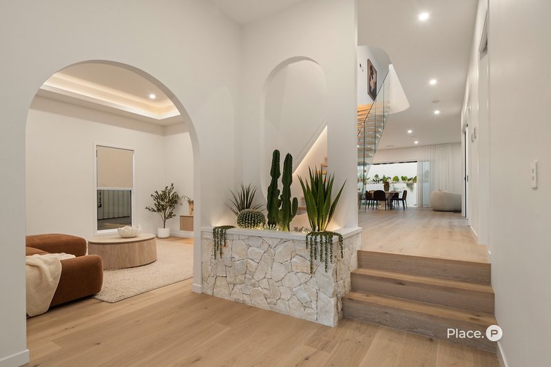 Photo - 22 Hobart Avenue, Camp Hill QLD 4152 - Image 3