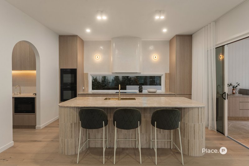 Photo - 22 Hobart Avenue, Camp Hill QLD 4152 - Image 8