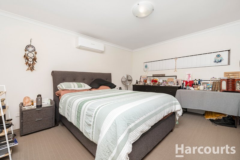 Photo - 22 Hocking Bend, Baldivis WA 6171 - Image 13