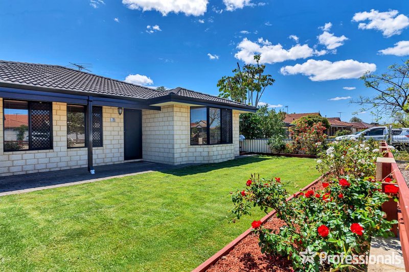 Photo - 22 Holcombe Road, Warnbro WA 6169 - Image 21