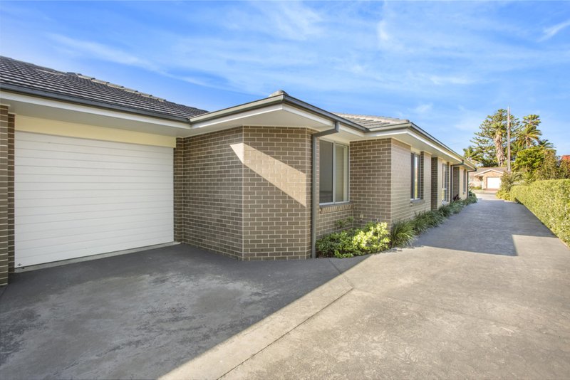 2/2 Holmes Avenue, Toukley NSW 2263