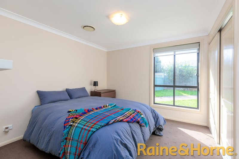 Photo - 22 Holmwood Drive, Dubbo NSW 2830 - Image 12