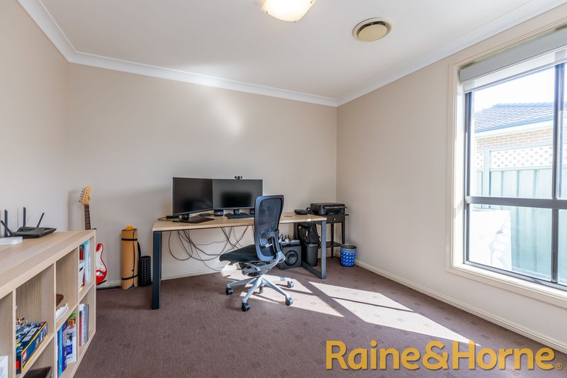 Photo - 22 Holmwood Drive, Dubbo NSW 2830 - Image 13