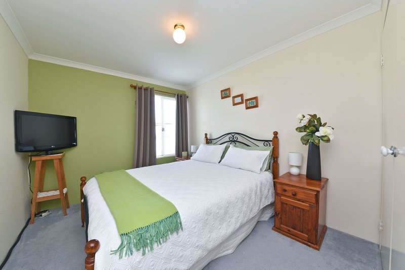 Photo - 22 Holyhead Green, Mindarie WA 6030 - Image 23