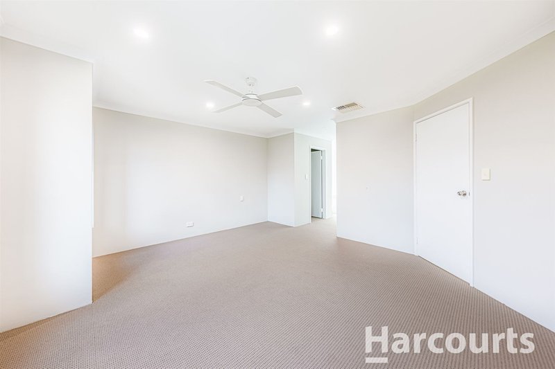 Photo - 22 Honeymyrtle Grange, Halls Head WA 6210 - Image 13