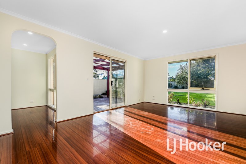 Photo - 22 Horsfield Street, Cranbourne North VIC 3977 - Image 3