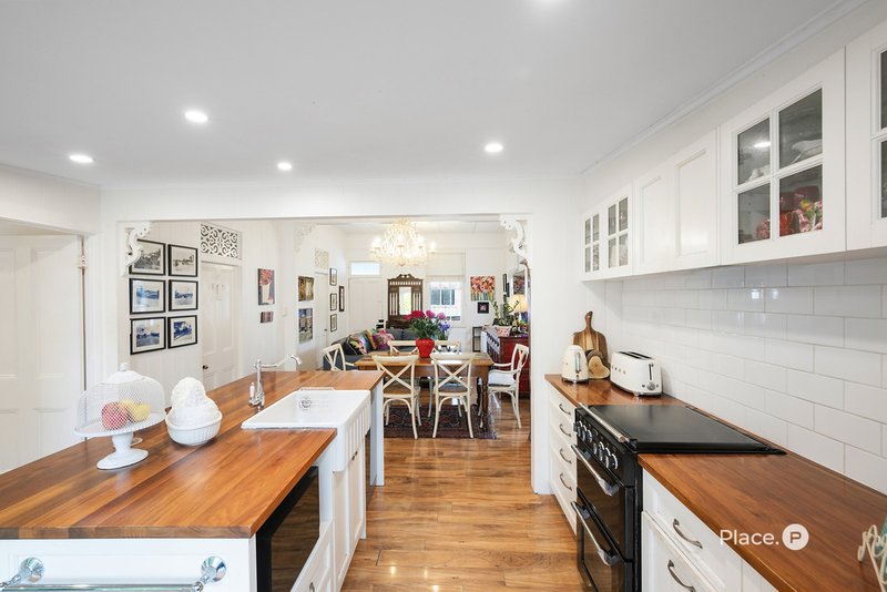 Photo - 22 Hove Street, Highgate Hill QLD 4101 - Image 8