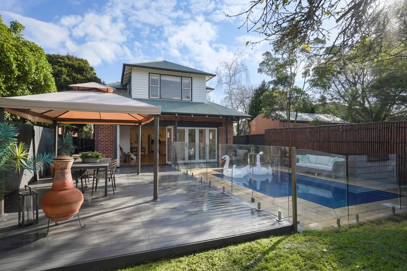 Photo - 22 Howe Street, Murrumbeena VIC 3163 - Image 1