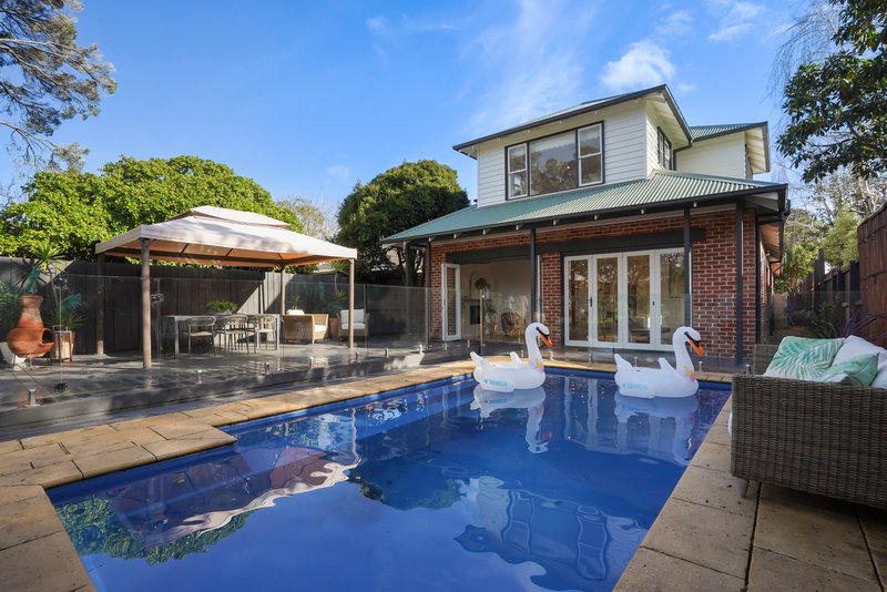 Photo - 22 Howe Street, Murrumbeena VIC 3163 - Image 2
