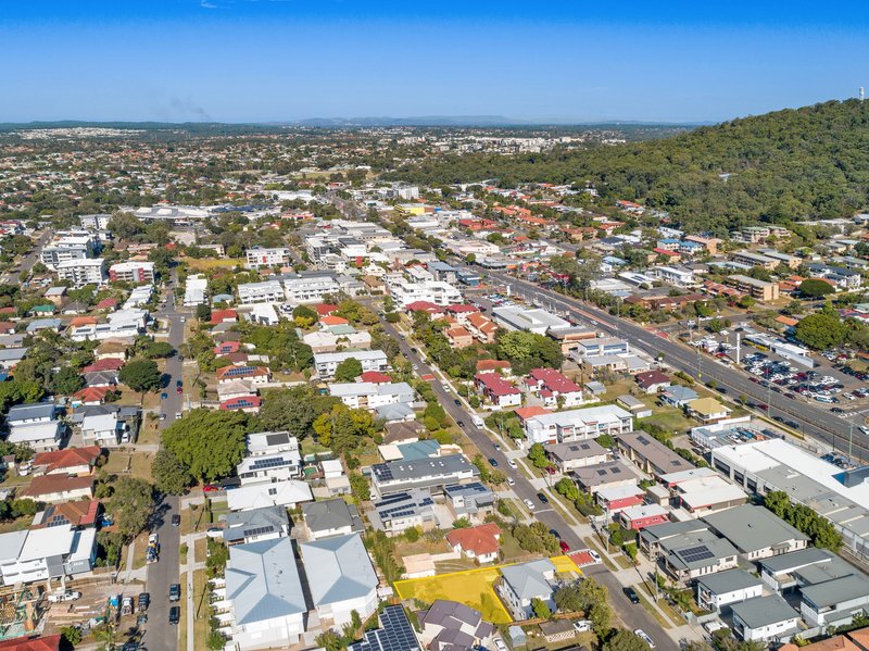 Photo - 22 Howsan Street, Mount Gravatt East QLD 4122 - Image 5