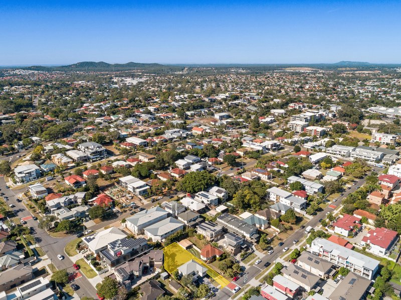 Photo - 22 Howsan Street, Mount Gravatt East QLD 4122 - Image 6