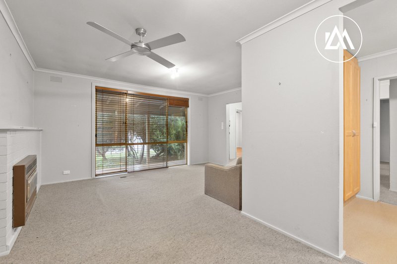 Photo - 22 Hudson Avenue, Frankston VIC 3199 - Image 5