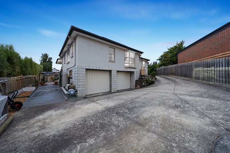 Photo - 22 Huntingfield Court, Carnegie VIC 3163 - Image 20