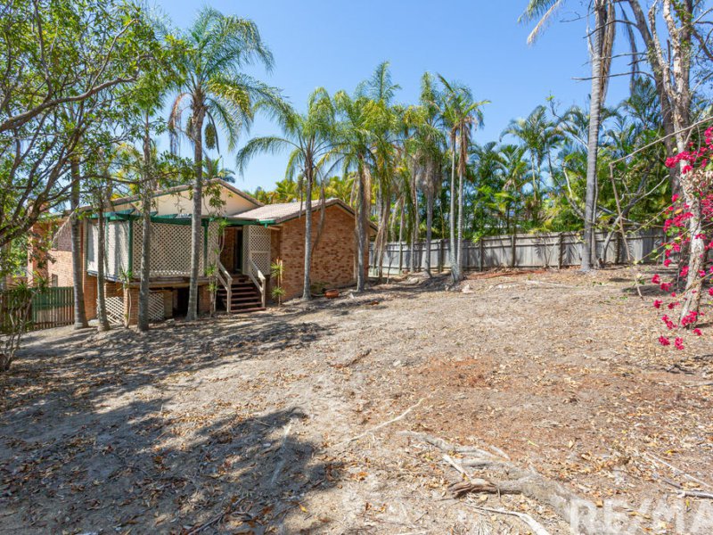 Photo - 22 Indooroopilly Court, Robina QLD 4226 - Image 5