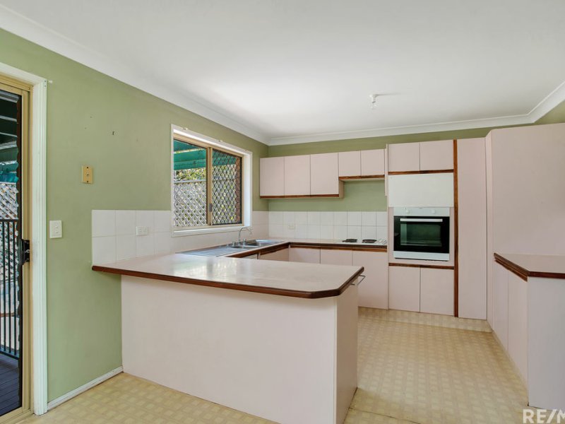 Photo - 22 Indooroopilly Court, Robina QLD 4226 - Image 9