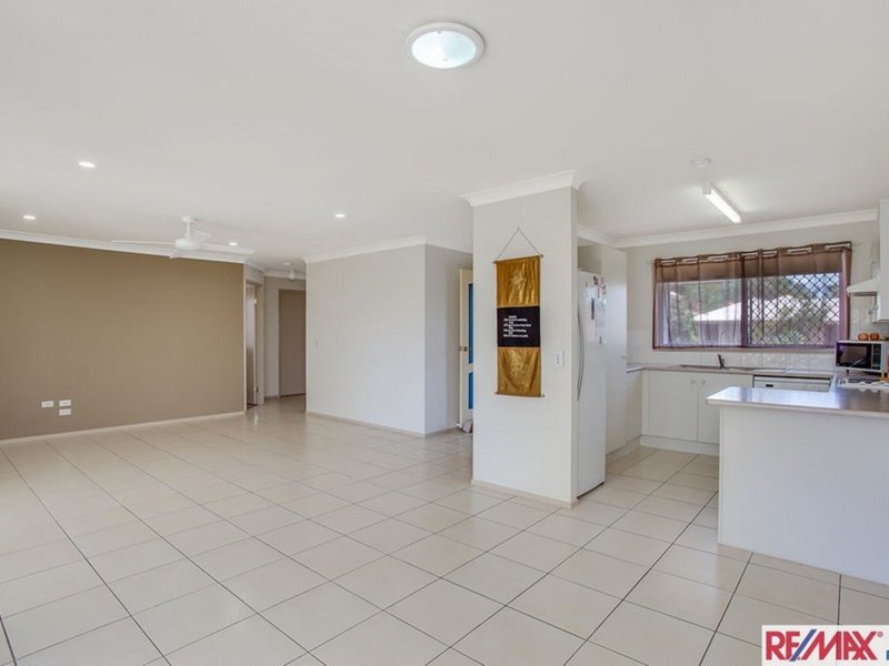 Photo - 22 Inverness Ct , Nerang QLD 4211 - Image 3