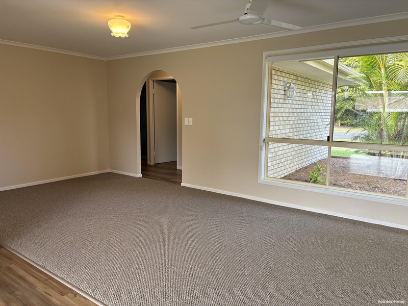 Photo - 22 Ironbark Street, Kawungan QLD 4655 - Image 2