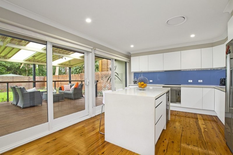 Photo - 22 Isobell Avenue, West Pennant Hills NSW 2125 - Image 2