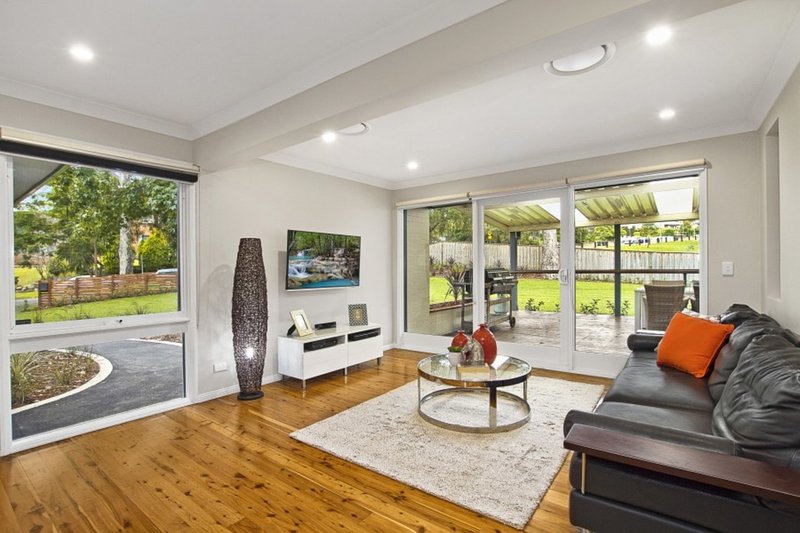 Photo - 22 Isobell Avenue, West Pennant Hills NSW 2125 - Image 3