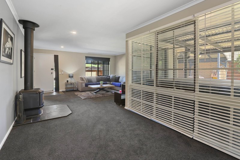 Photo - 22 Jania Street, Lara VIC 3212 - Image 4