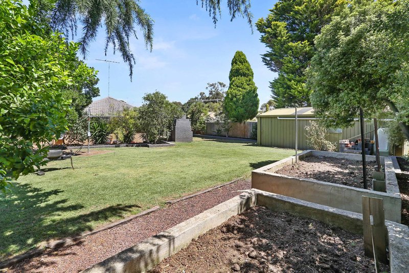 Photo - 22 Jania Street, Lara VIC 3212 - Image 16