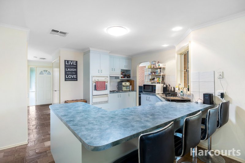 Photo - 22 Jeeralang Avenue, Newborough VIC 3825 - Image 8