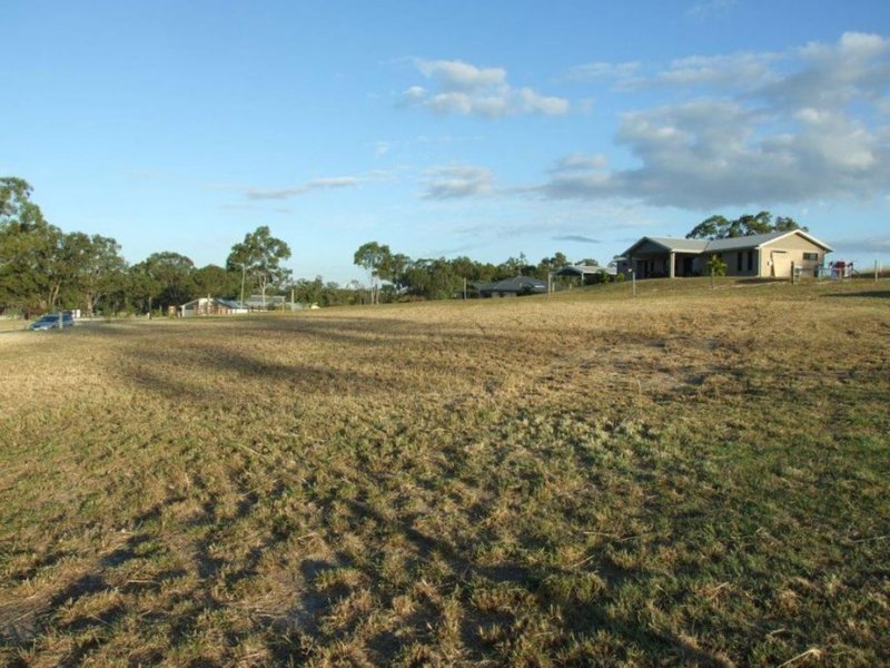 Photo - 22 Jillaroo Close, Benaraby QLD 4680 - Image 5