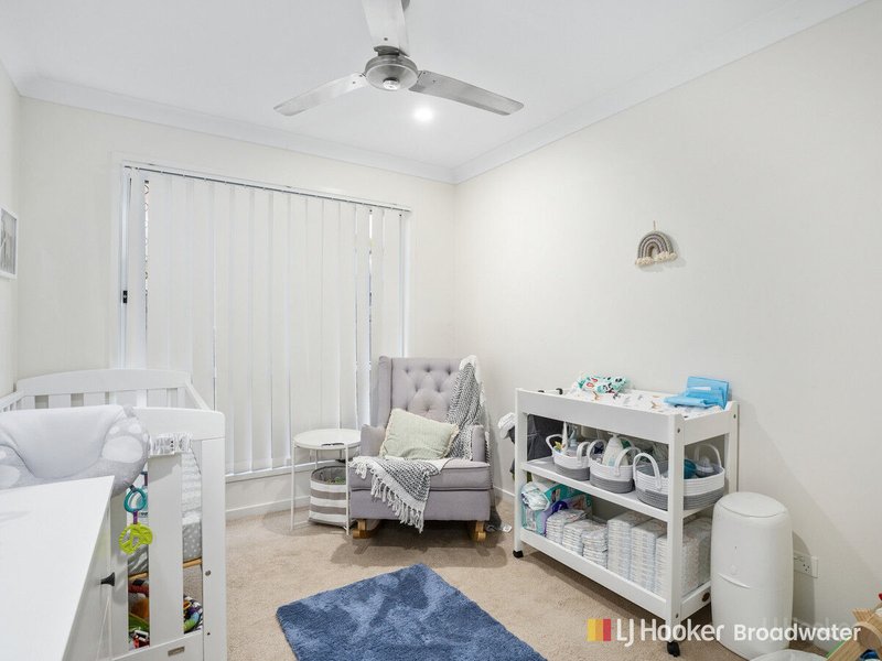 Photo - 22 Jimmieson Avenue, Labrador QLD 4215 - Image 14