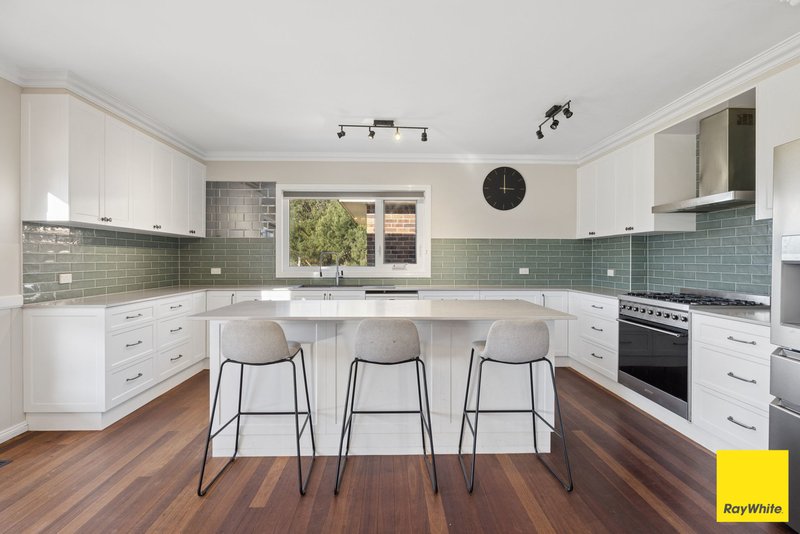 Photo - 22 John Dwyer Crescent, Bungendore NSW 2621 - Image 2