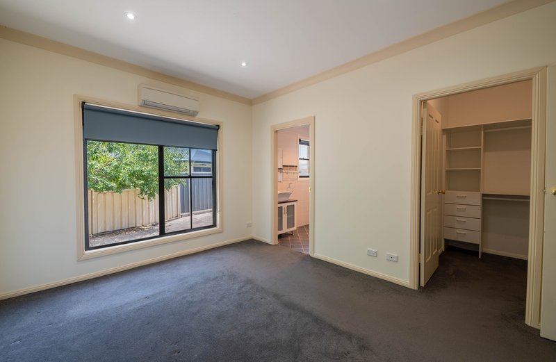 Photo - 22 John Girdham Place, Forbes NSW 2871 - Image 6