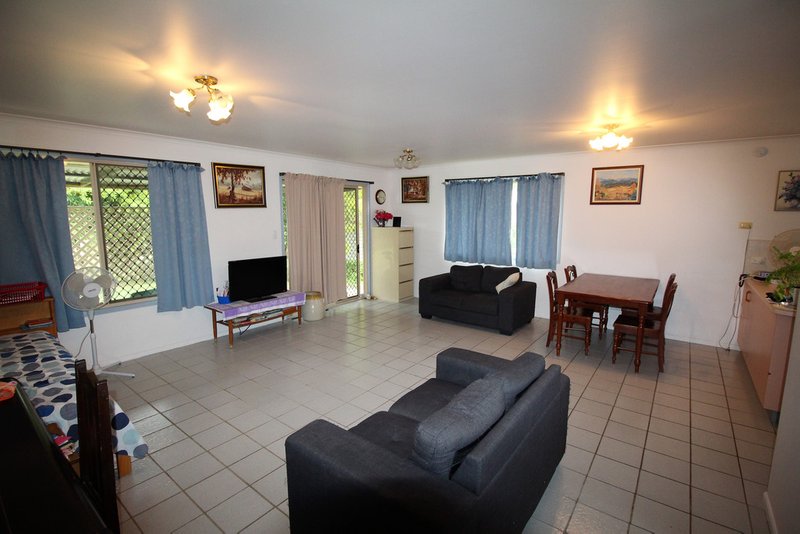 Photo - 22 John Street, Rathdowney QLD 4287 - Image 4