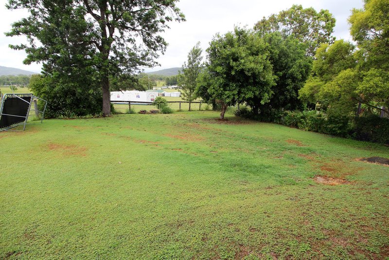 Photo - 22 John Street, Rathdowney QLD 4287 - Image 12