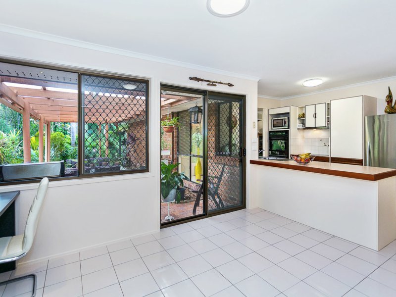 Photo - 22 Johns Road, Mudgeeraba QLD 4213 - Image 11