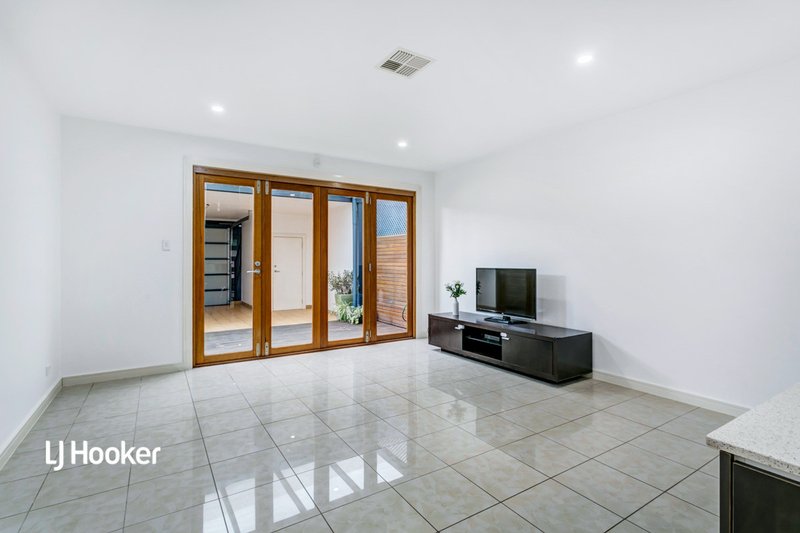 Photo - 22 Junction Street, Mawson Lakes SA 5095 - Image 9